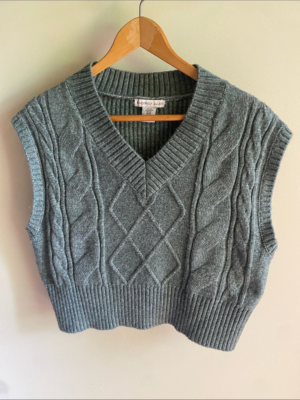 Sincerly Jules Cable Knit V-Neck Sweater Vest in Gray-green